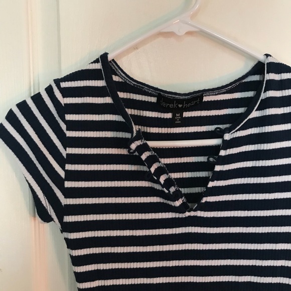 Tight Fitting Dress - Picture 2 of 3